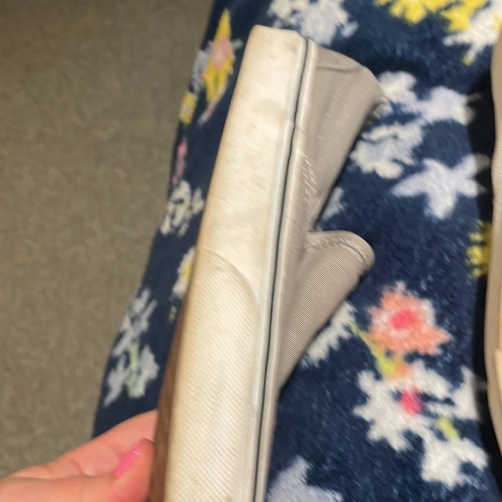 Used light gray vans - Picture 3 of 5
